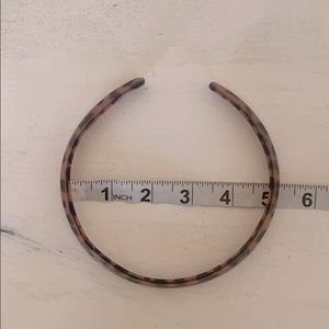 Cheetah plastic necklace
